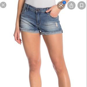 STS BLUE jean shorts. Super Cute!! Size 3